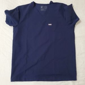 Figs Men's Leon™ Three-Pocket Scrub Top (Large - Navy Blue)